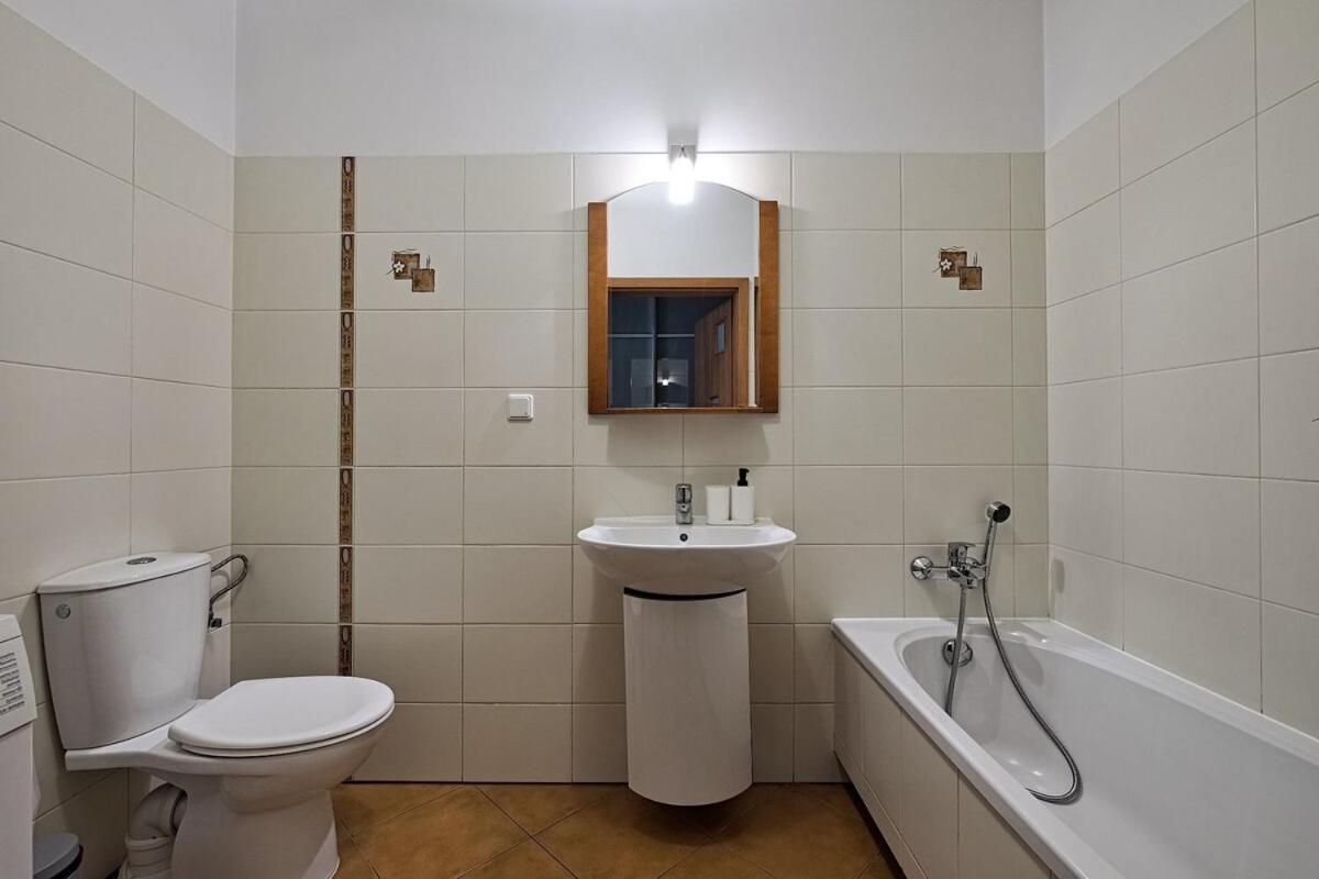 Urban Nest - Waw Chopin Airport Wygledowska 10 Apartamento Varsovia