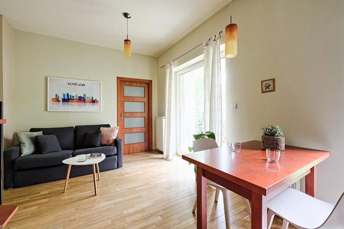 Urban Nest - Waw Chopin Airport Wygledowska 10 Varsovia