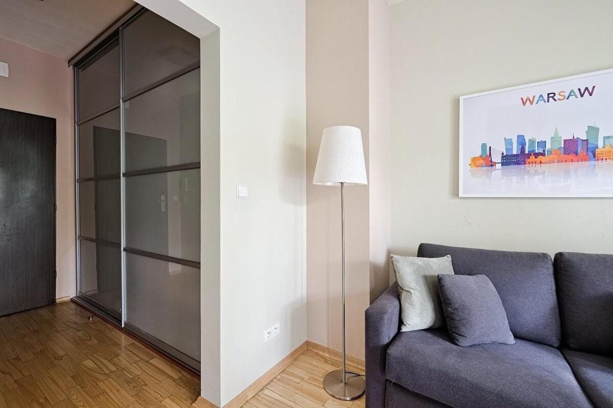 Urban Nest - Waw Chopin Airport Wygledowska 10 * Varsovia