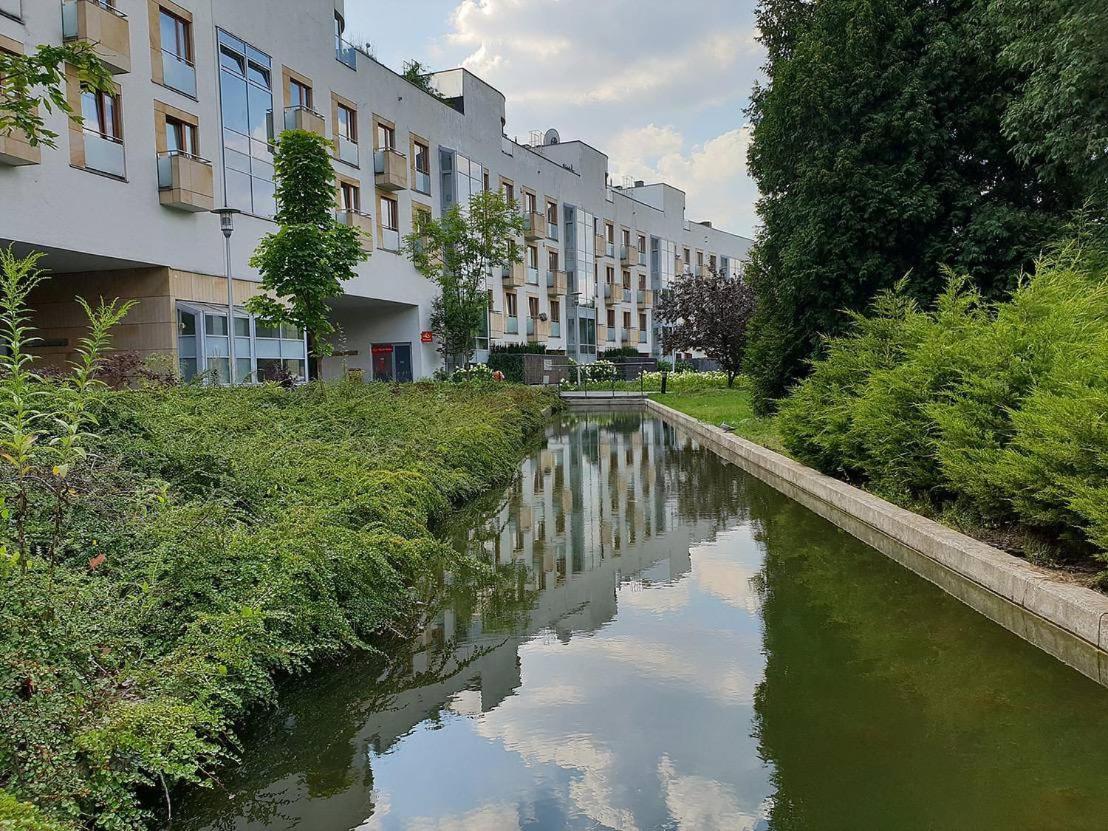 Urban Nest - Waw Chopin Airport Wygledowska 10 Apartamento *