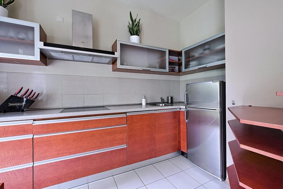 Urban Nest - Waw Chopin Airport Wygledowska 10 Varsovia